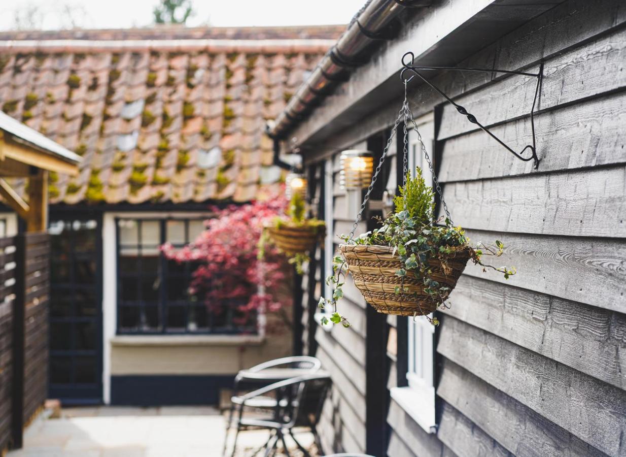 The Peacock Inn Chelsworth ภายนอก รูปภาพ